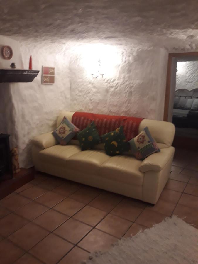 The Welcome Cave Freila Buitenkant foto