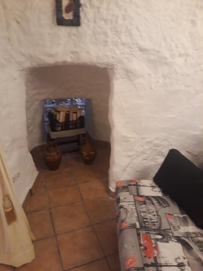 The Welcome Cave Freila Buitenkant foto